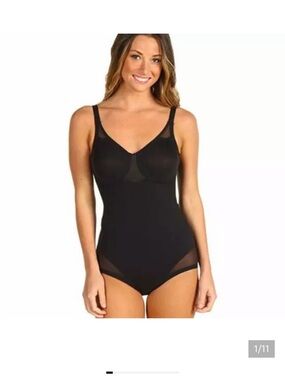 Miraclesuit black  Shaping Bodysuit - Women Intimates size40DD